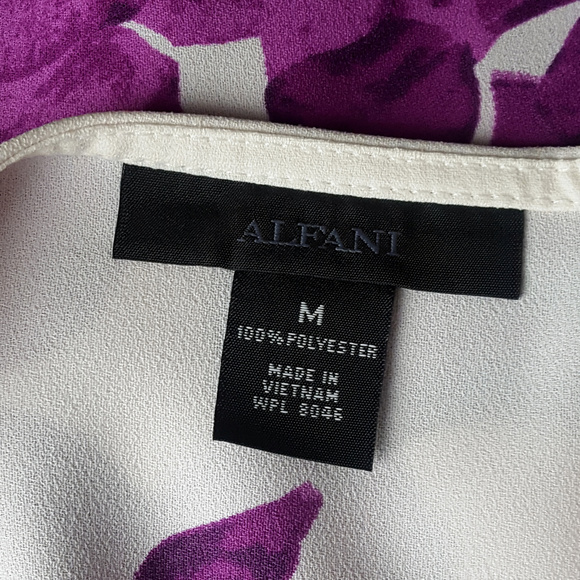 NWT Beautiful Alfani Top - Picture 7 of 8